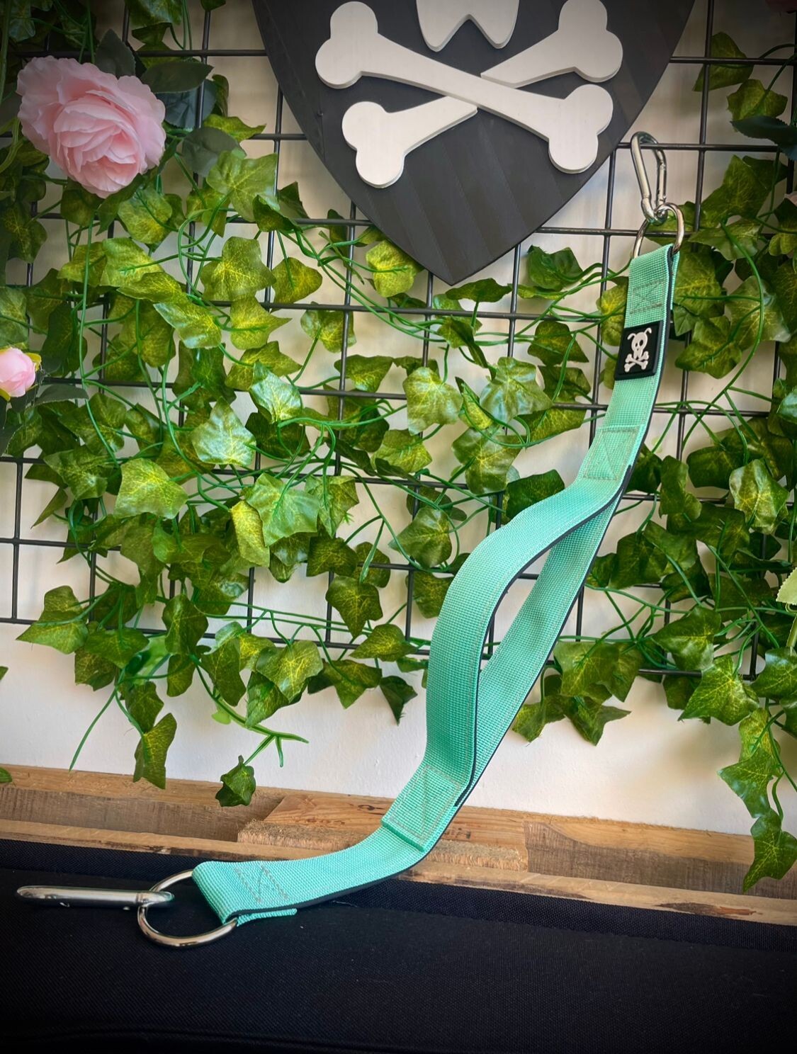 City Walker Minty Green