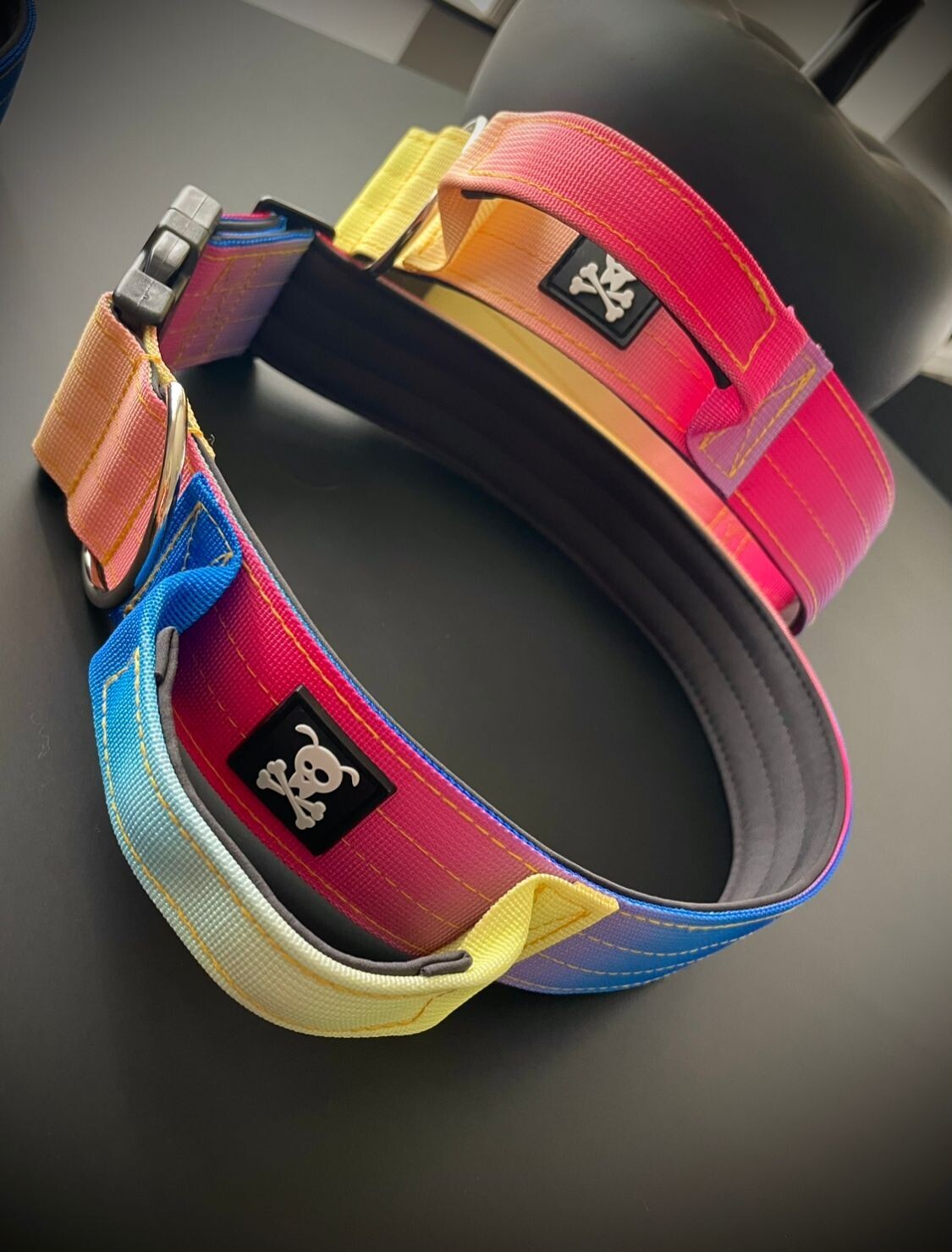 Halsband met handvat Graffiti XXL (enkel op bestelling)