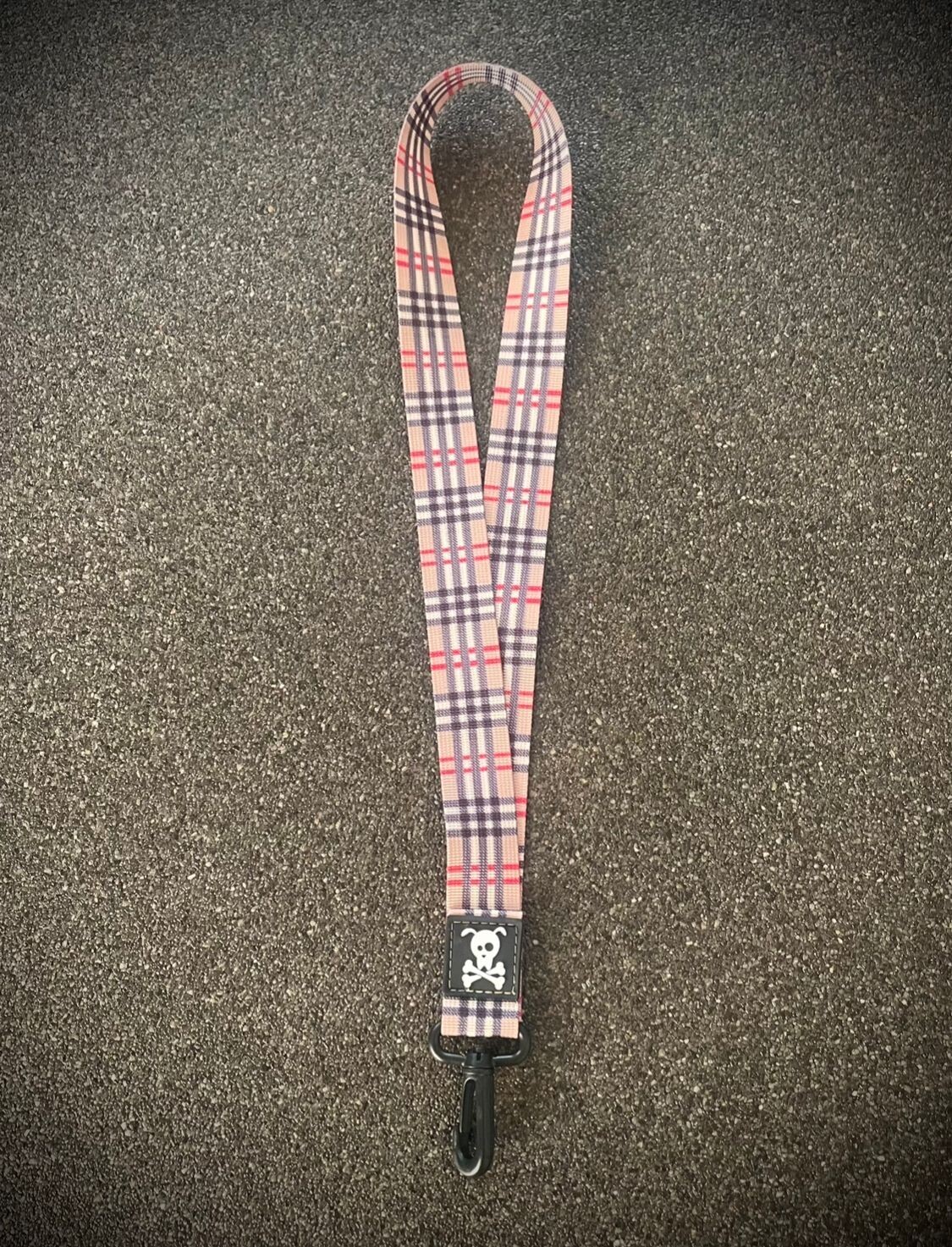 Nekhanger Classic Carré