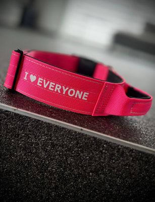 I ❤️ Everyone (Alle maten en kleuren mogelijk op bestelling!)