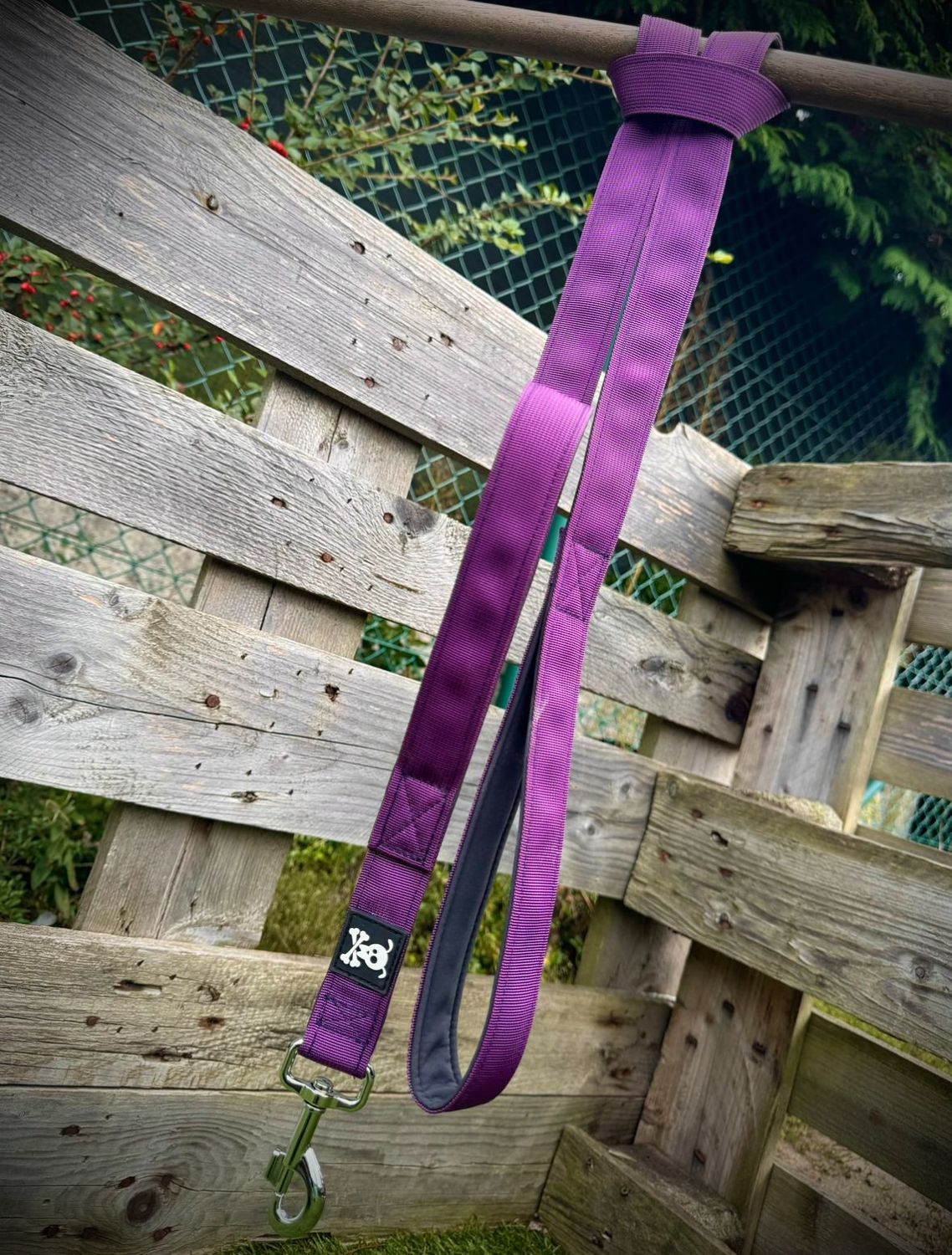 Standaardlijn met extra handvat Purple Rain!Nieuw met meedraaiende musketon!