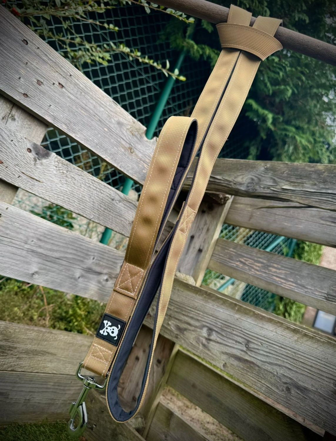 Standaardlijn met extra handvat Olive Gold!Nieuw met meedraaiende musketon!