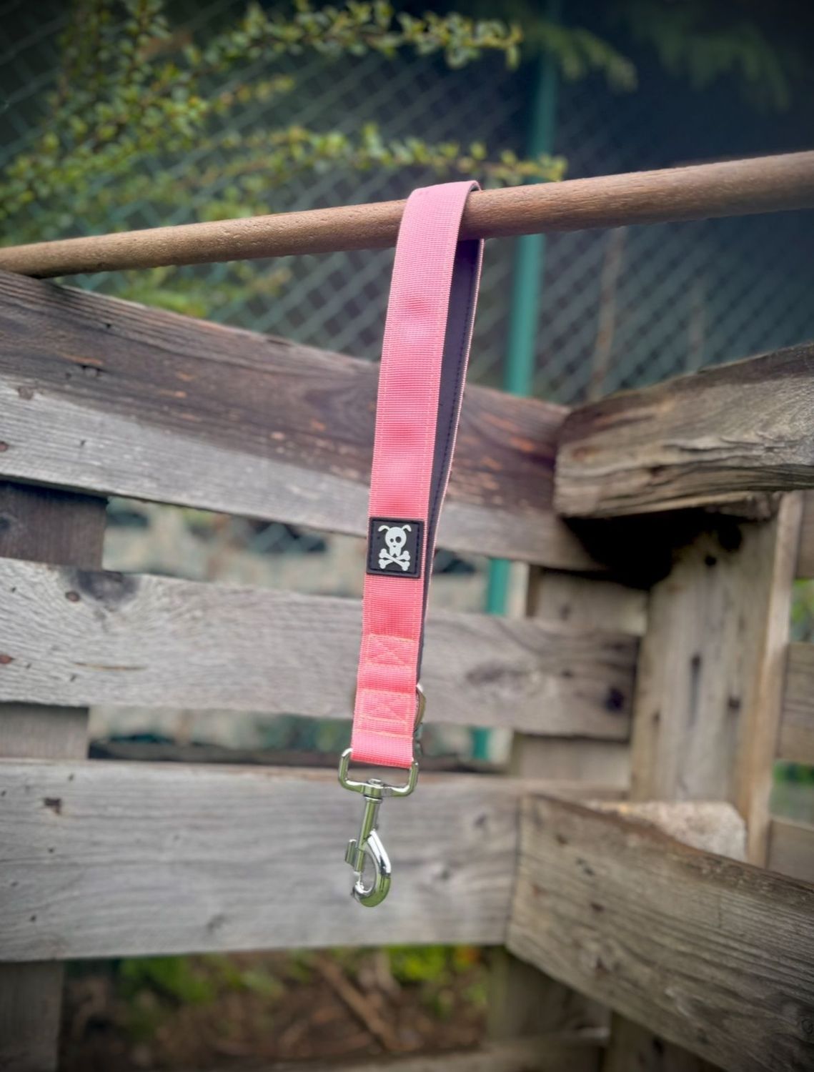 Baby Pink !Nieuw! Met meedraaiende musketon!