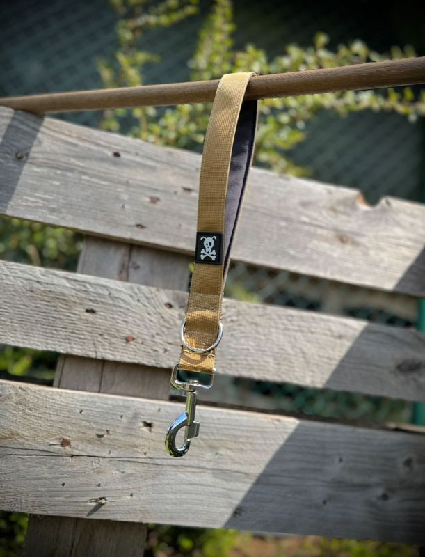 Olive Gold !Nieuw! Met meedraaiende musketon!