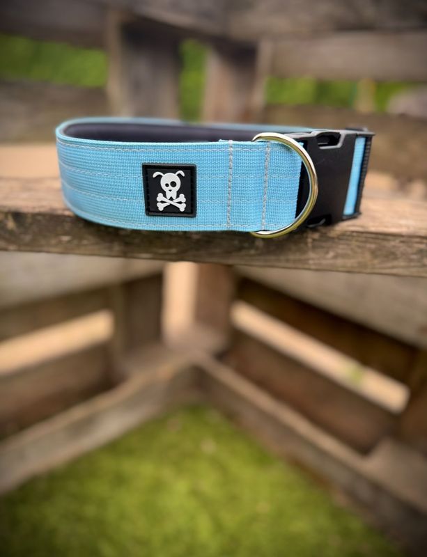 Halsband Baby Blue maat L