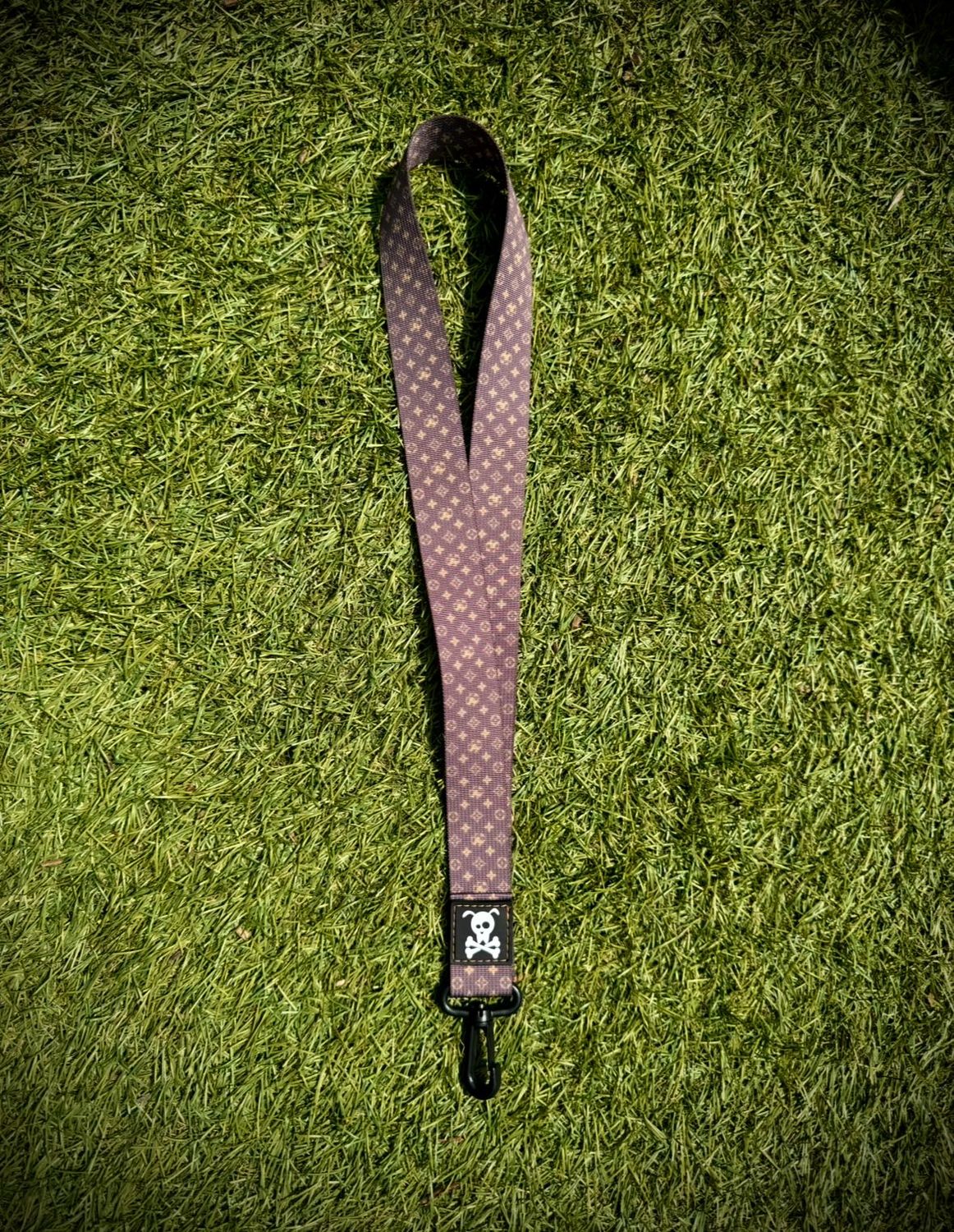 Nekhanger Deluxe Gold