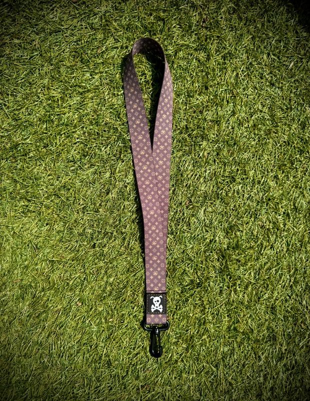 Nekhanger Deluxe Gold