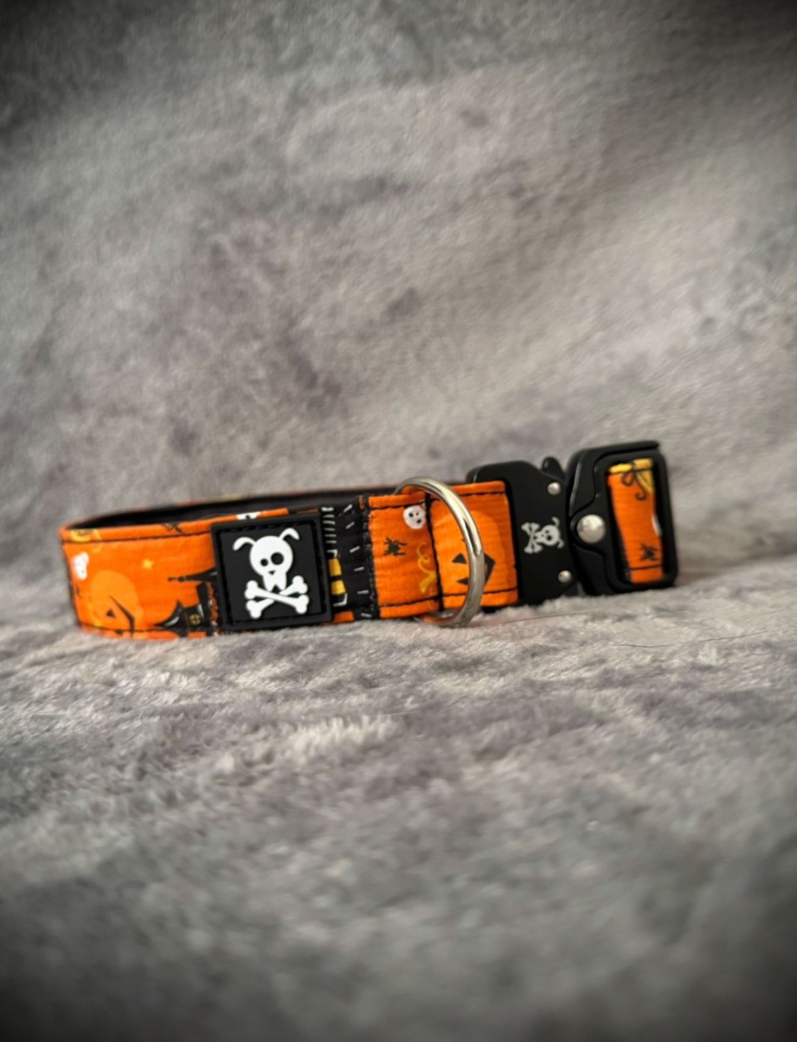 Laatste stuks SALES! Halloween Orange halsband M