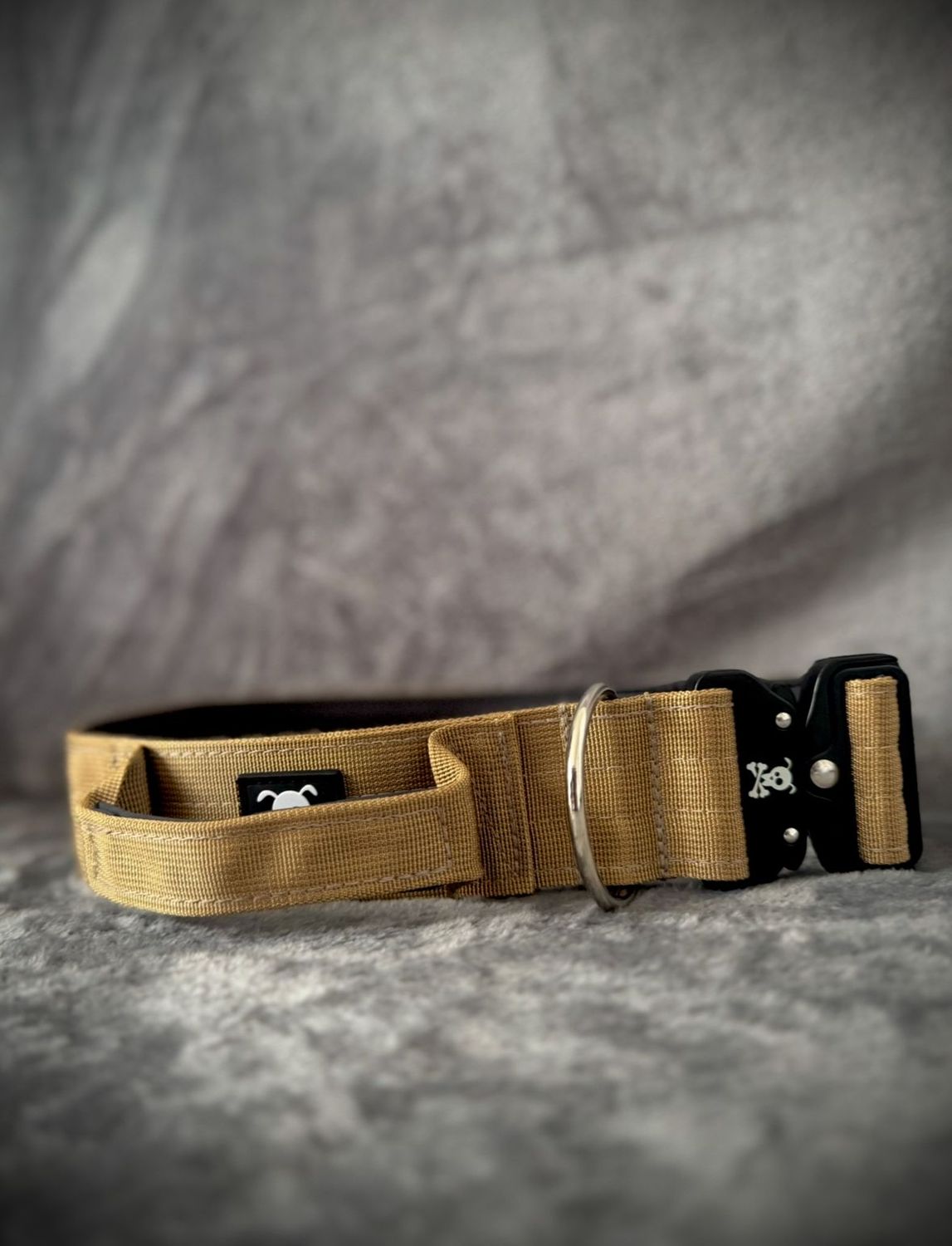 Halsband met handvat Olive Gold XXL (enkel op bestelling)