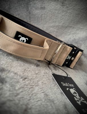 Très Chique Beige