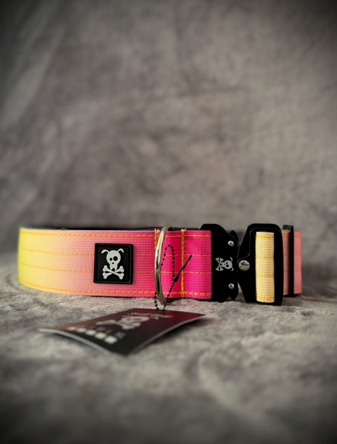 Halsband Graffiti maat XXL (enkel op bestelling)