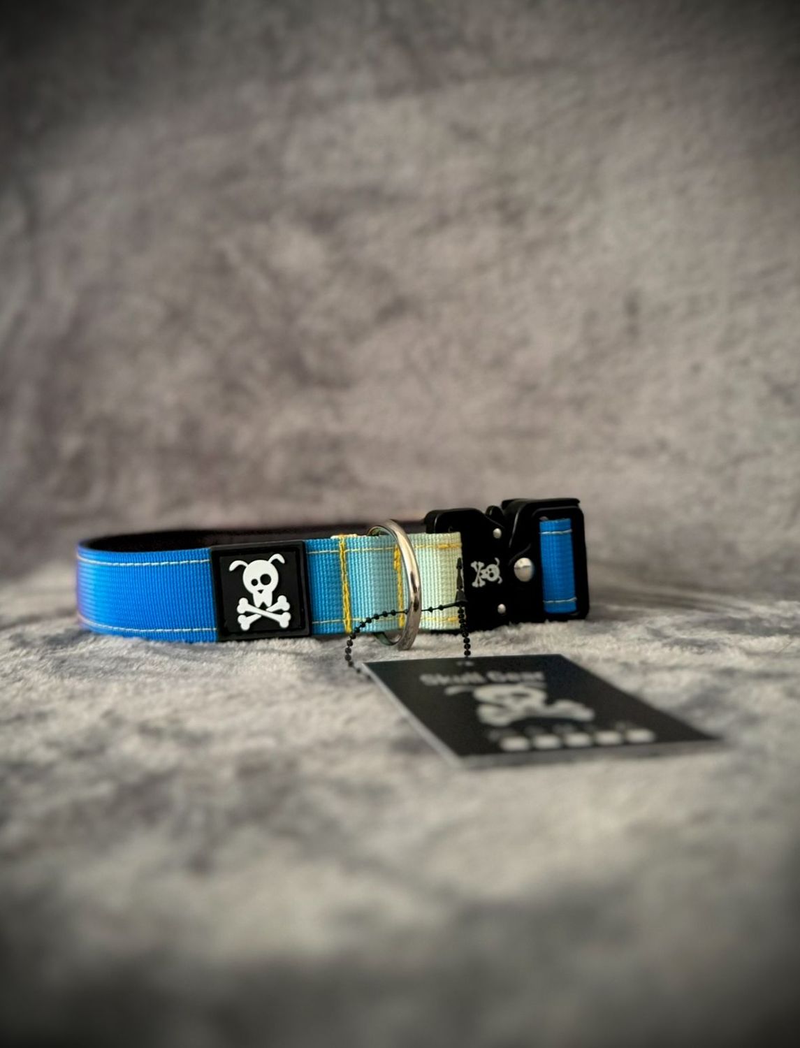 Halsband Graffiti maat M