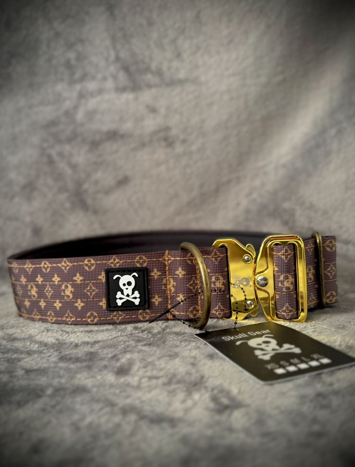 Halsband Deluxe Gold maat XL