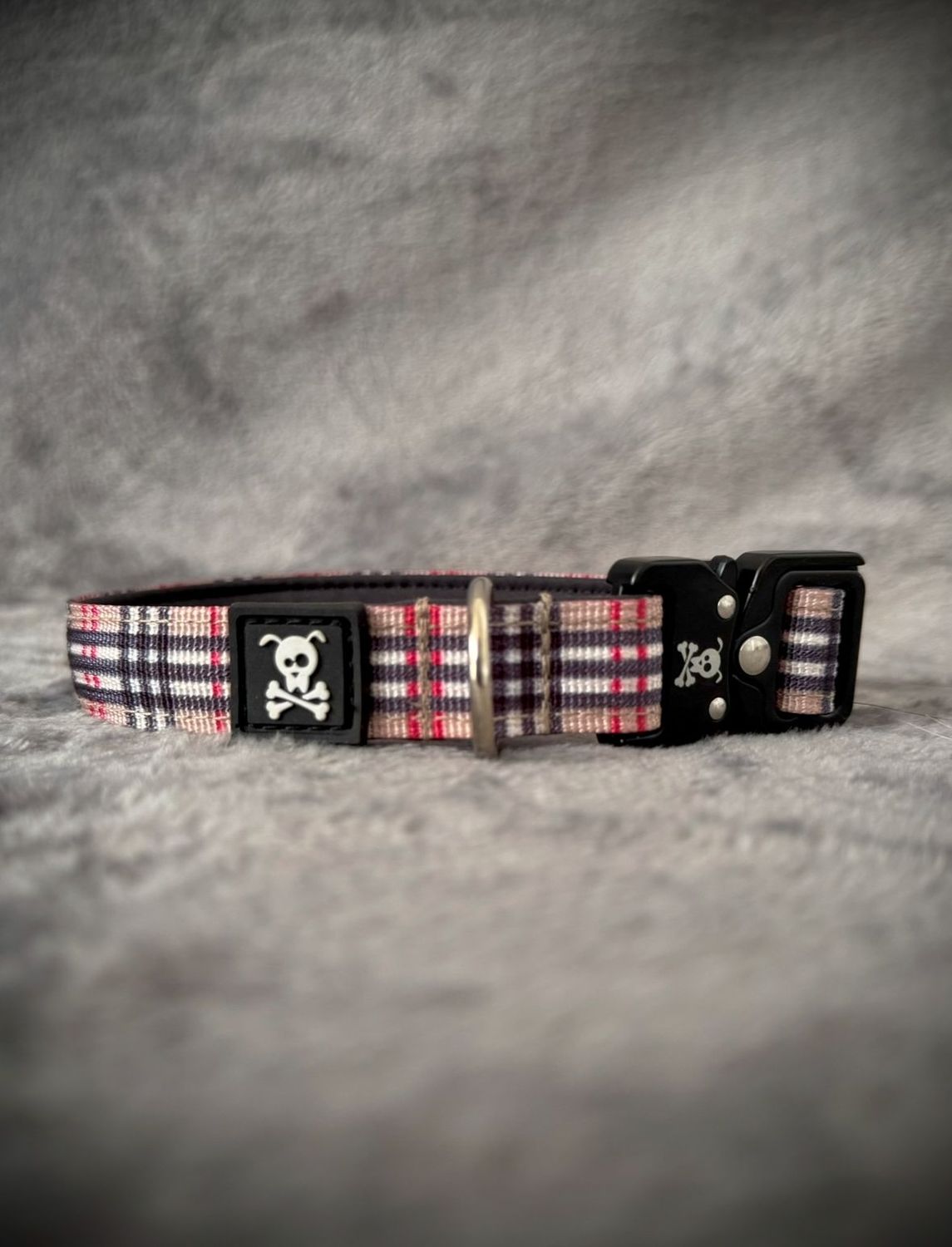 Halsband Classic Carré maat S