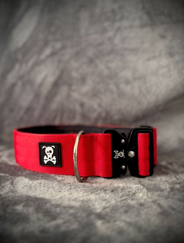 Halsband Red Velvet  maat L