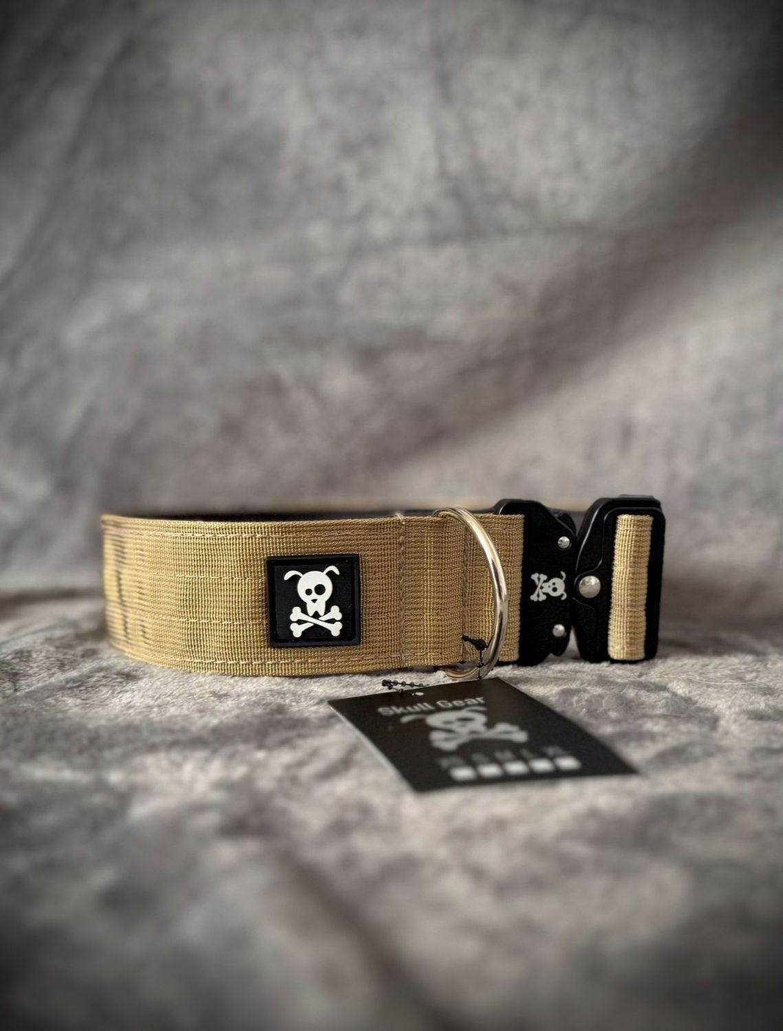 Halsband Olive Gold maat L