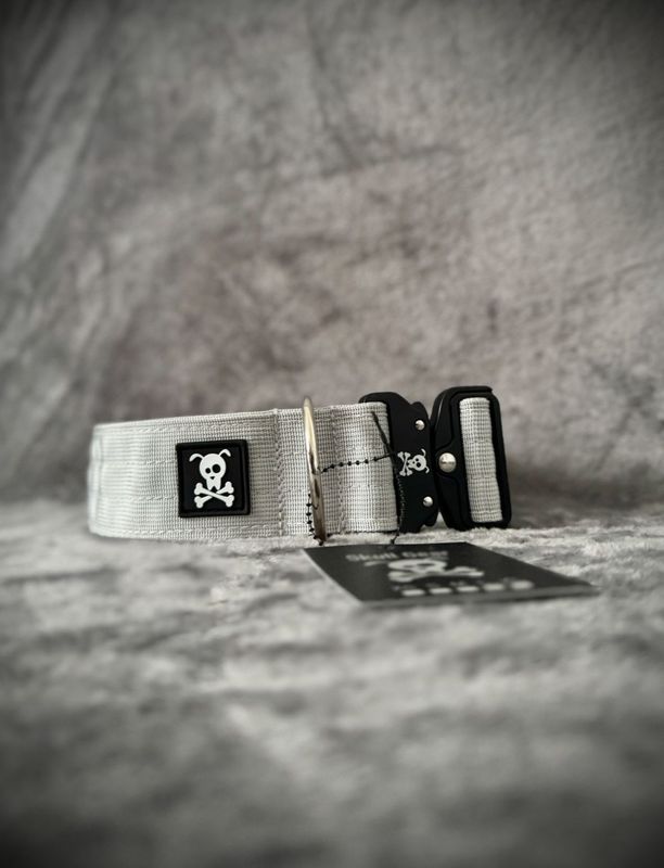 Halsband Silver Star maat L