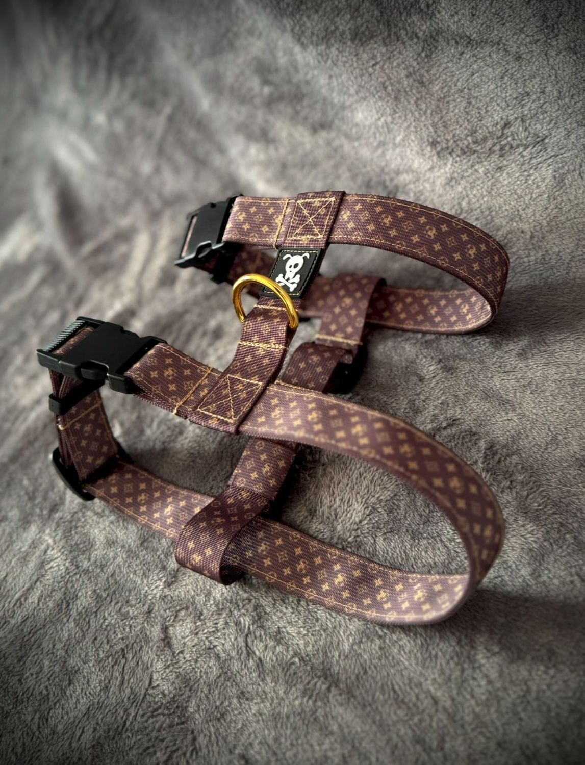 H-tuigje M Deluxe Gold