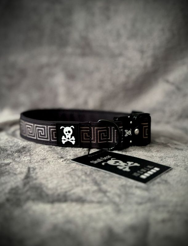 Halsband Labyrinth maat M