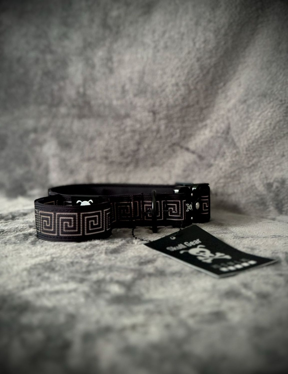 Halsband met handvat Labyrinth M