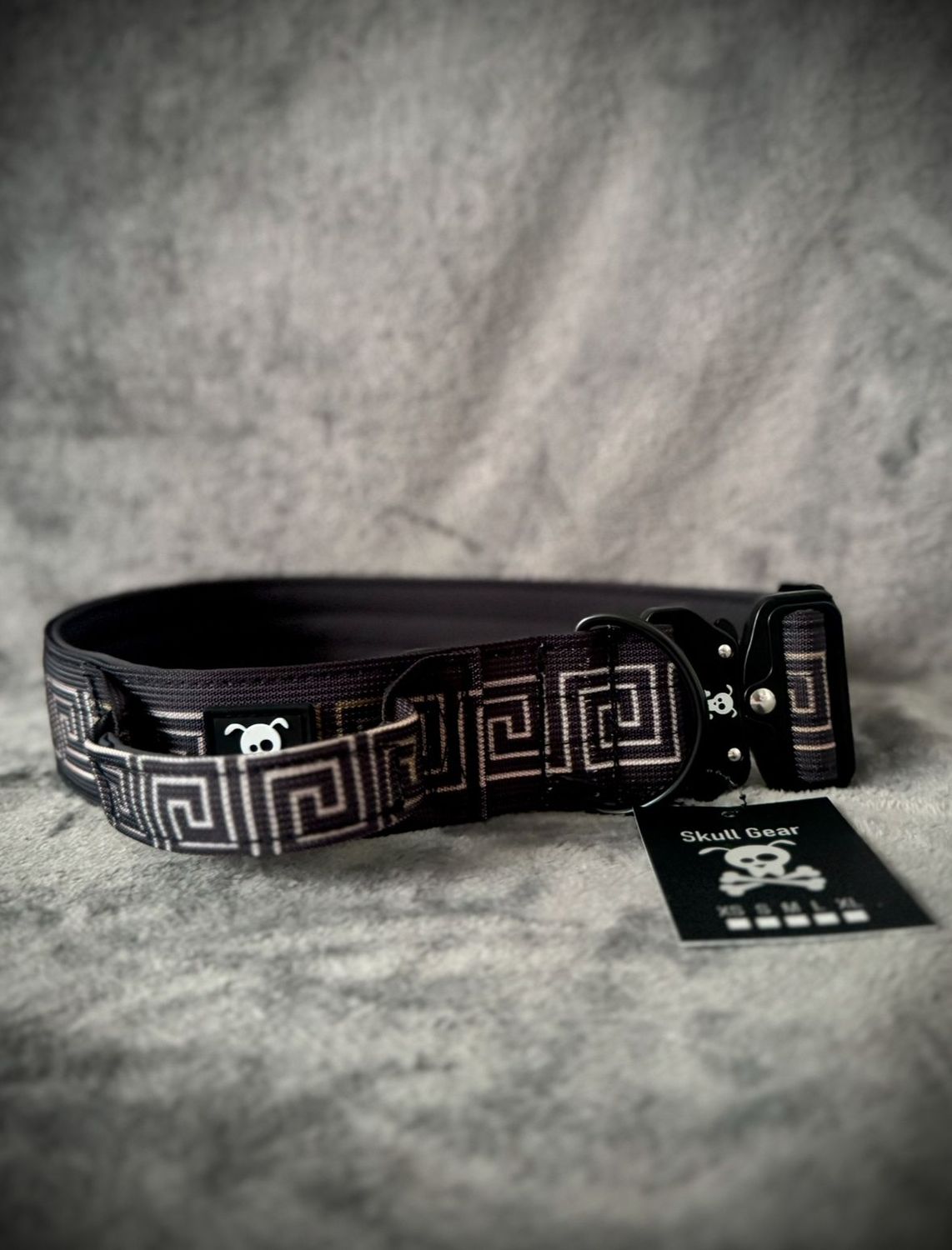 Halsband met handvat Labyrinth XL