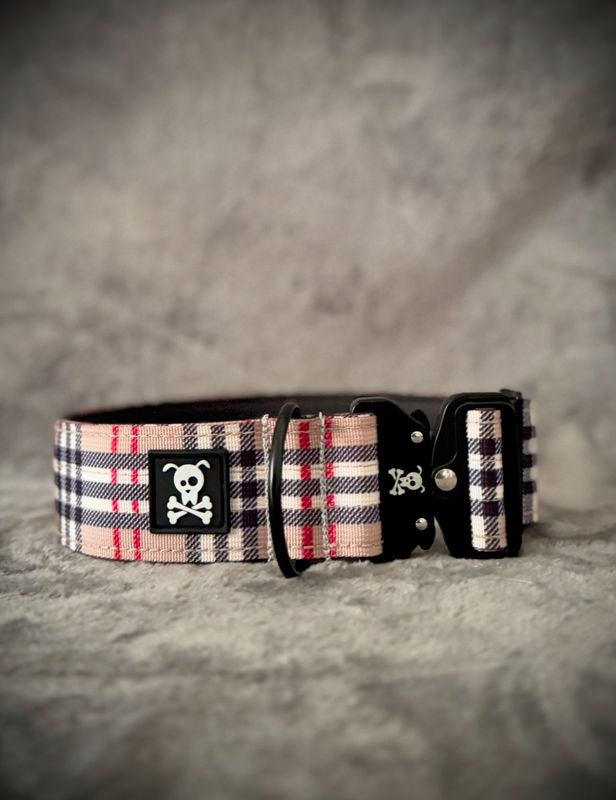 Halsband Classic Carré maat L