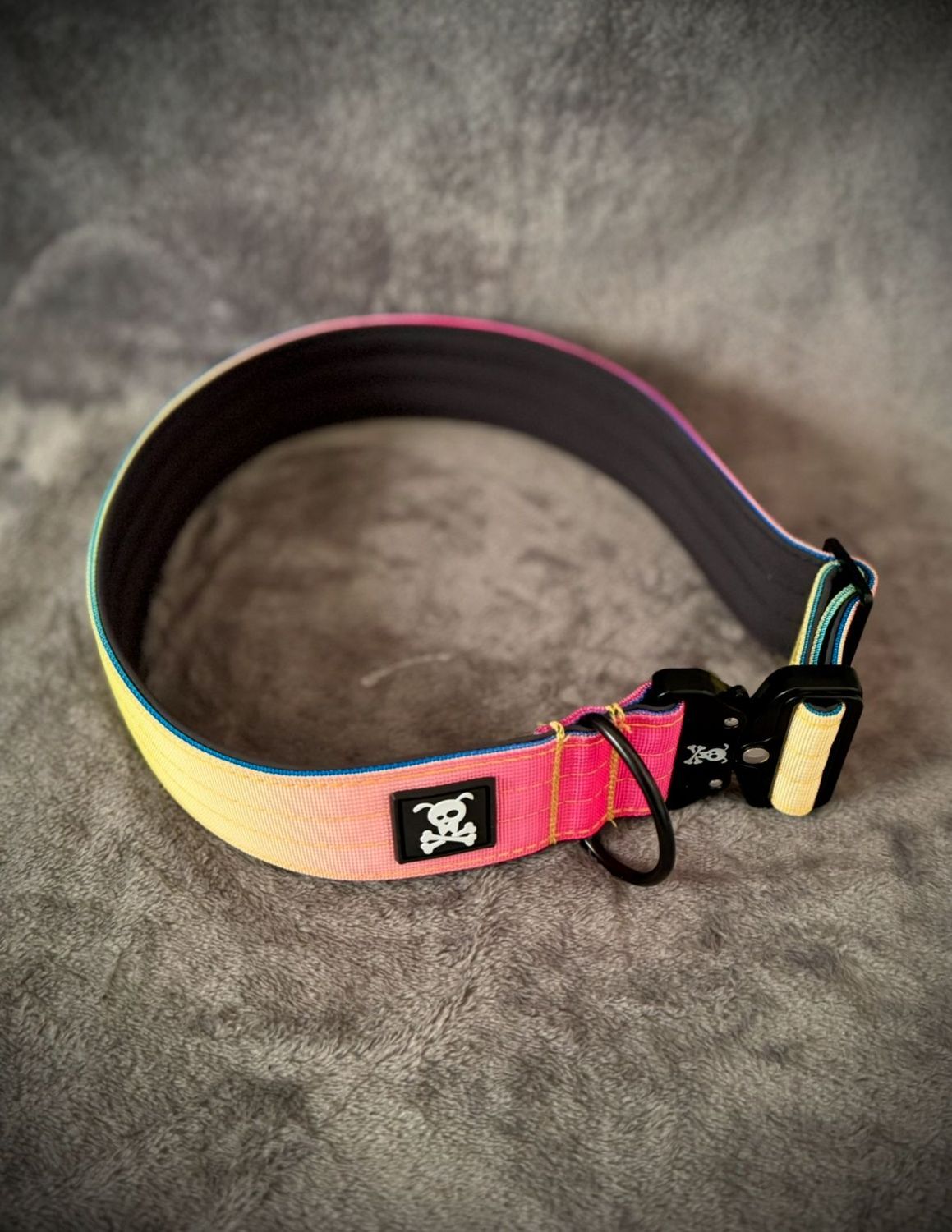 Halsband Graffiti maat XXL (enkel op bestelling)