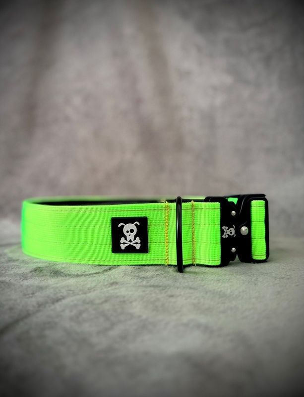 Halsband Neon Green maat L
