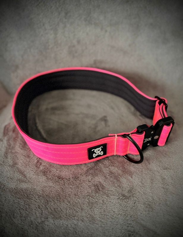 Halsband Neon Pink maat XXL (enkel op bestelling)