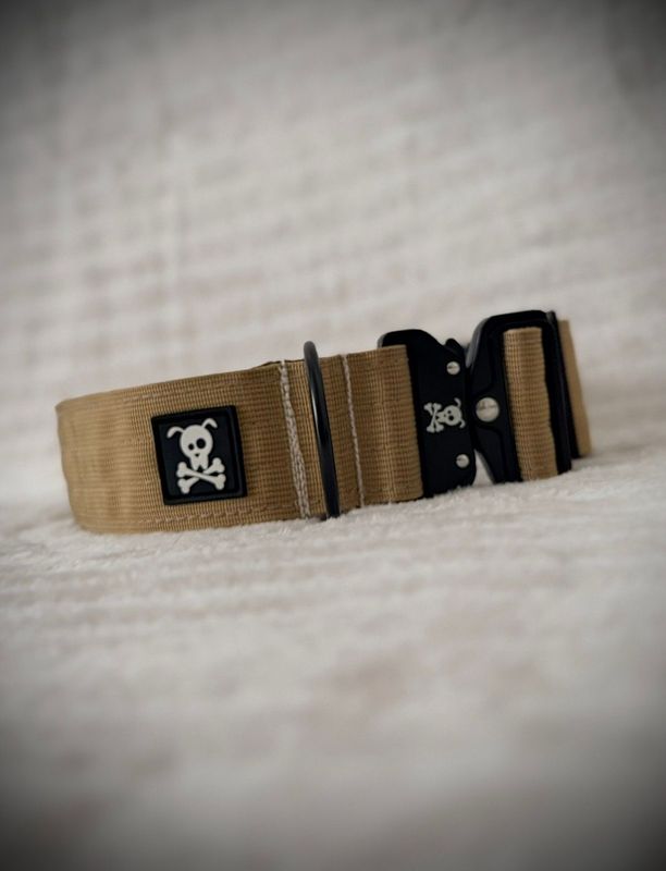 Halsband Olive Gold maat L