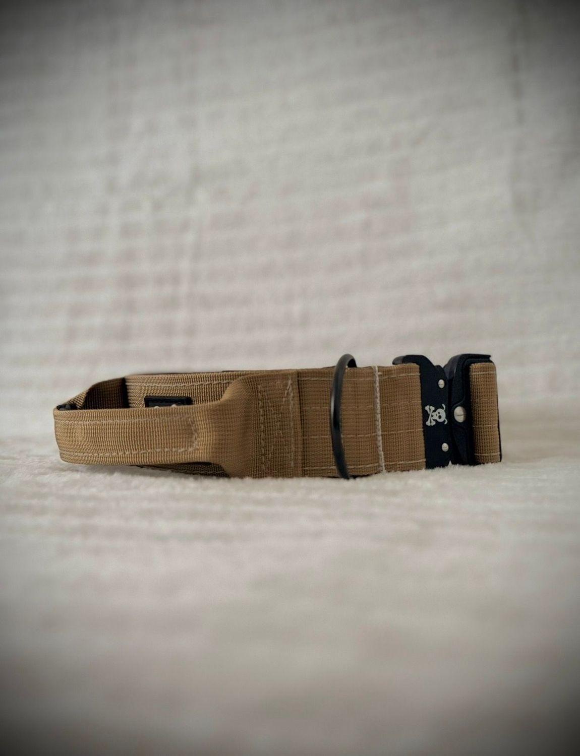 Halsband met handvat Olive Gold L