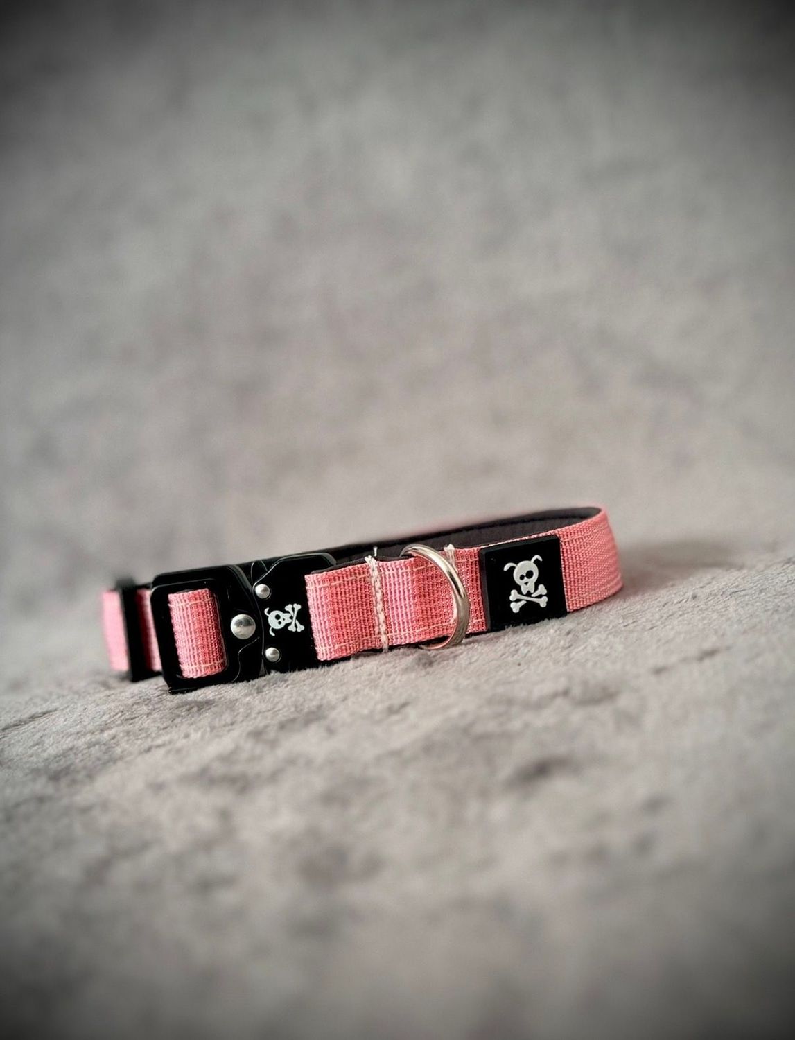 Halsband Baby Pink maat S