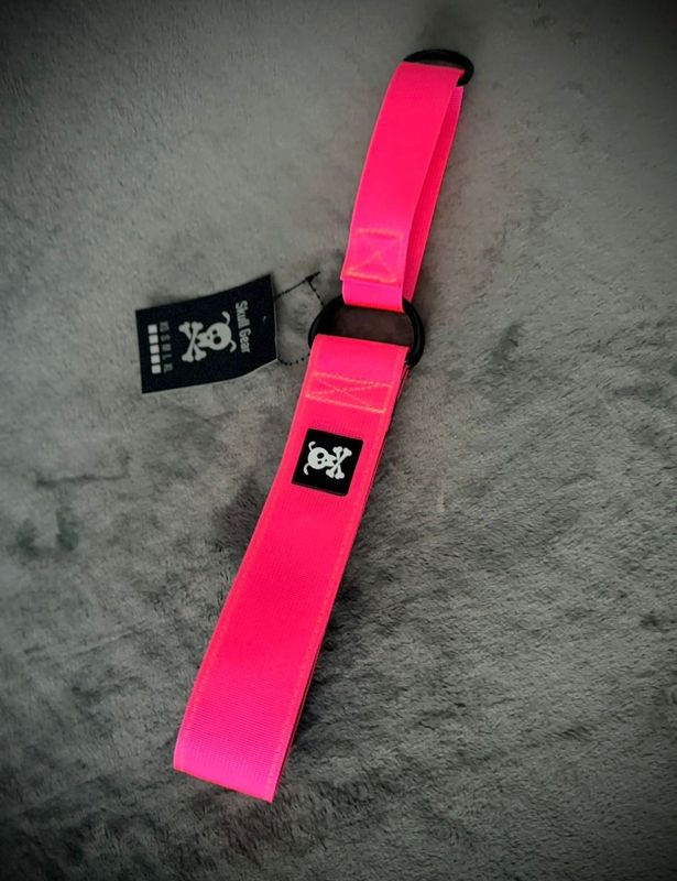 Sliphalsband Neon Pink XL