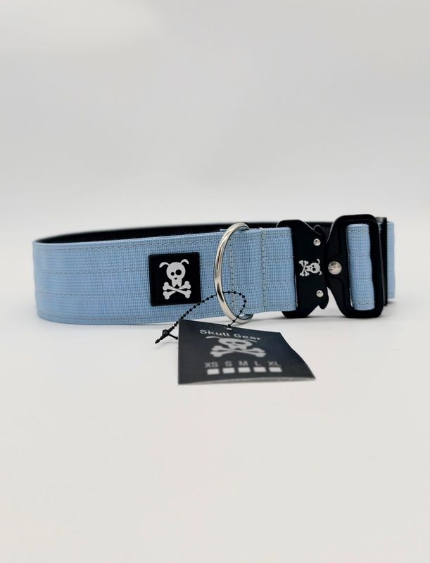 Halsband Baby Blue maat XL