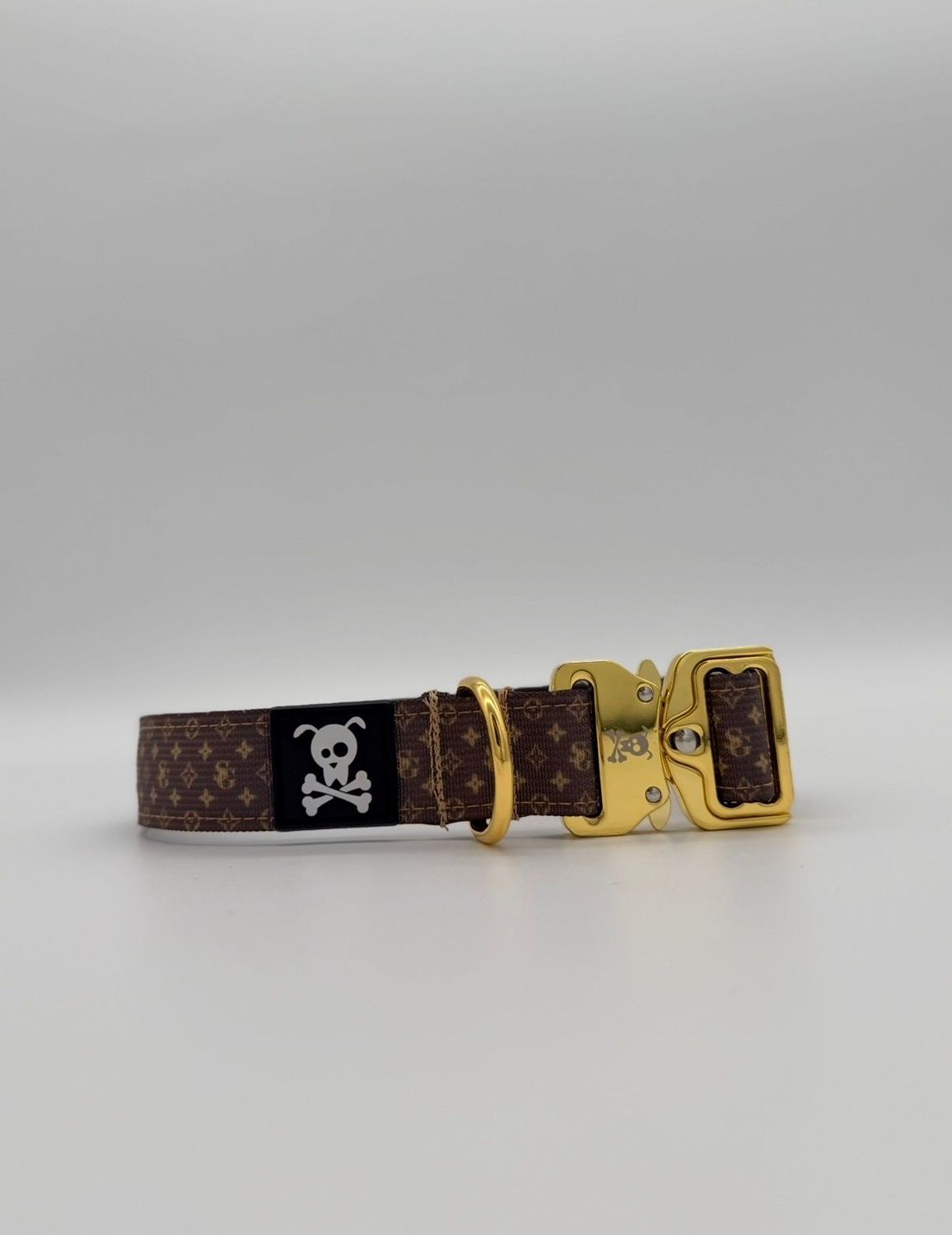 Halsband Deluxe Gold maat M