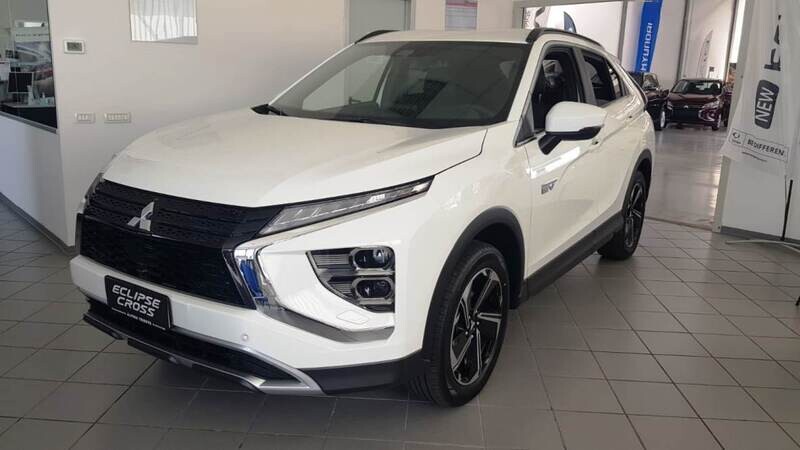 MITSUBISHI ECLIPSE CROSS PHEV PLUG-IN HYBRID 4X4  SUPER SCONTO - 2025