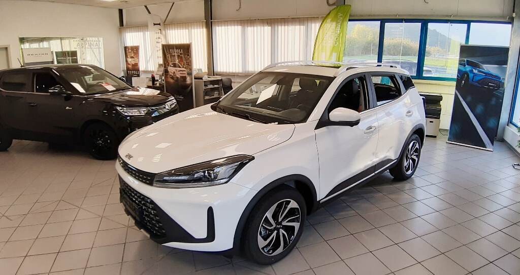NUOVA EMC SEI 1.5 IBRIDO BIFUEL - 2025