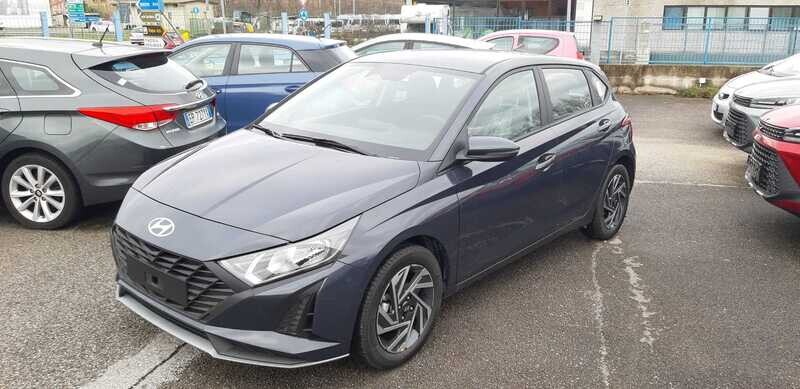 NUOVA HYUNDAI i20 1.2 Benzina Connectline ROTTAMAZIONE - 2025