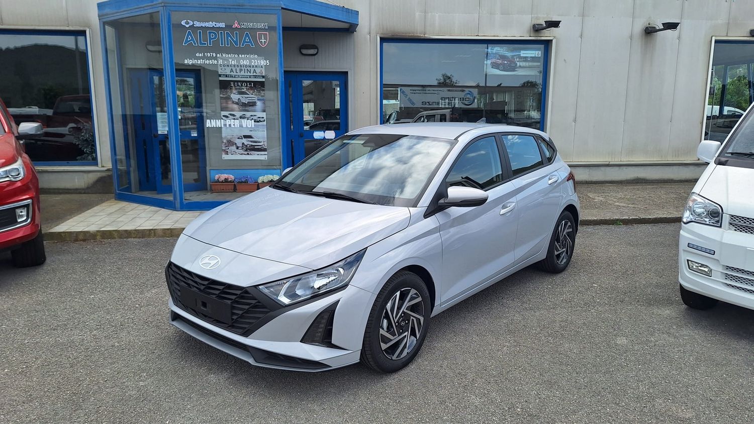 HYUNDAI i20 1.2 Connectline - 1.0 Hybrid - 2024