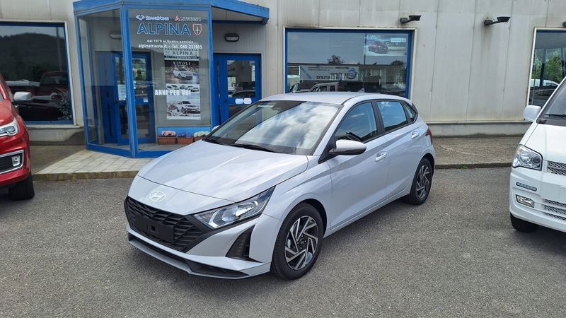 HYUNDAI i20 1.2 Connectline - 1.0 Hybrid - 2025