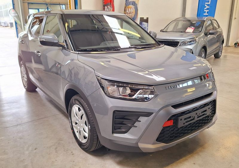 KGM TIVOLI 1.5 Turbo BENZINA E GPL PRONTA CONSEGNA Neopatentati - 2025