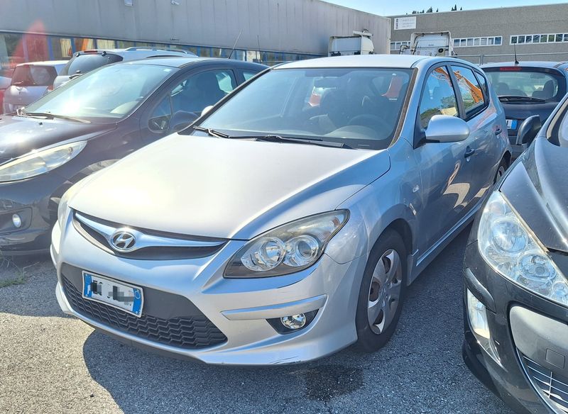 HYUNDAI i30 1.4 ACTIVE 5P. NEOPATENTATI - 2010