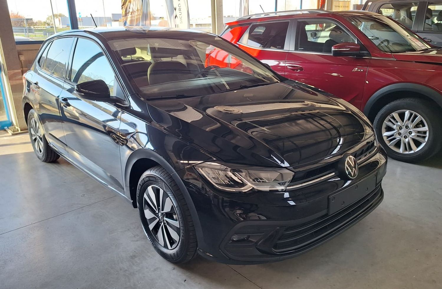 VOLKSWAGEN POLO 1.0 EDITION PLUS FULL OPTIONALS KM0 - 2025 VOLKSWAGEN POLO 1.0 EDITION PLUS FULL OPTIONALS KM0 - 2025