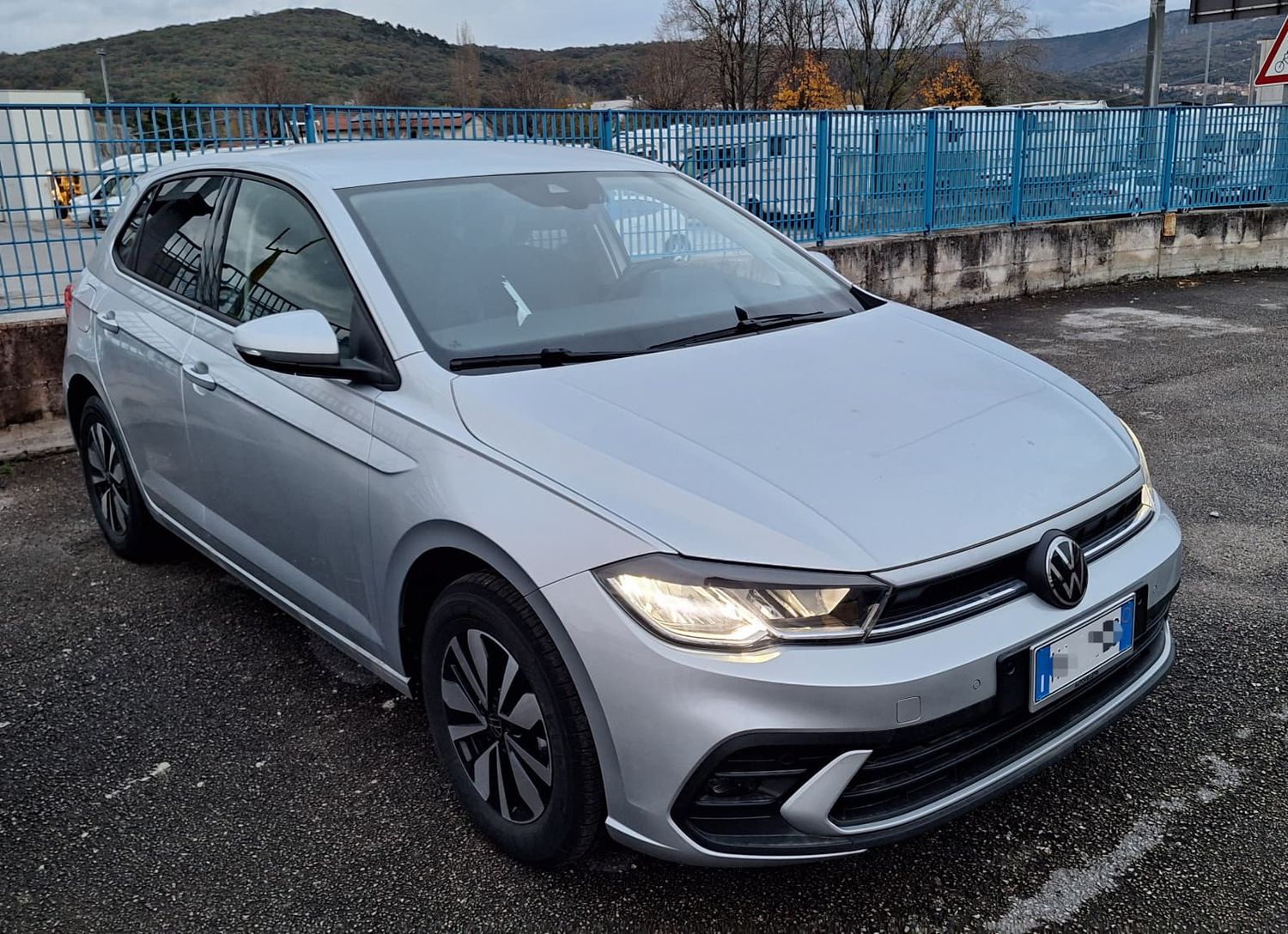 VOLKSWAGEN POLO 1.0 EDITION PLUS FULL OPTIONALS KM0 - 2025 VOLKSWAGEN POLO 1.0 EDITION PLUS FULL OPTIONALS KM0 - 2025