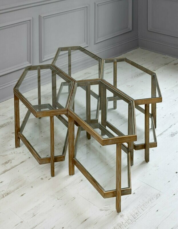 Metzinger Table Elm ( 1 table )
