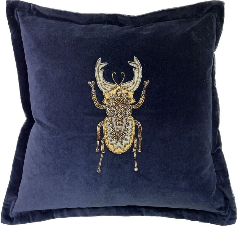 Bellatrix cushion