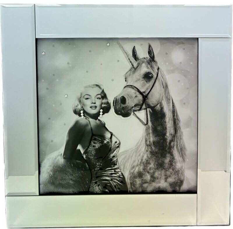 Liquid Art Unicorn Marilyn