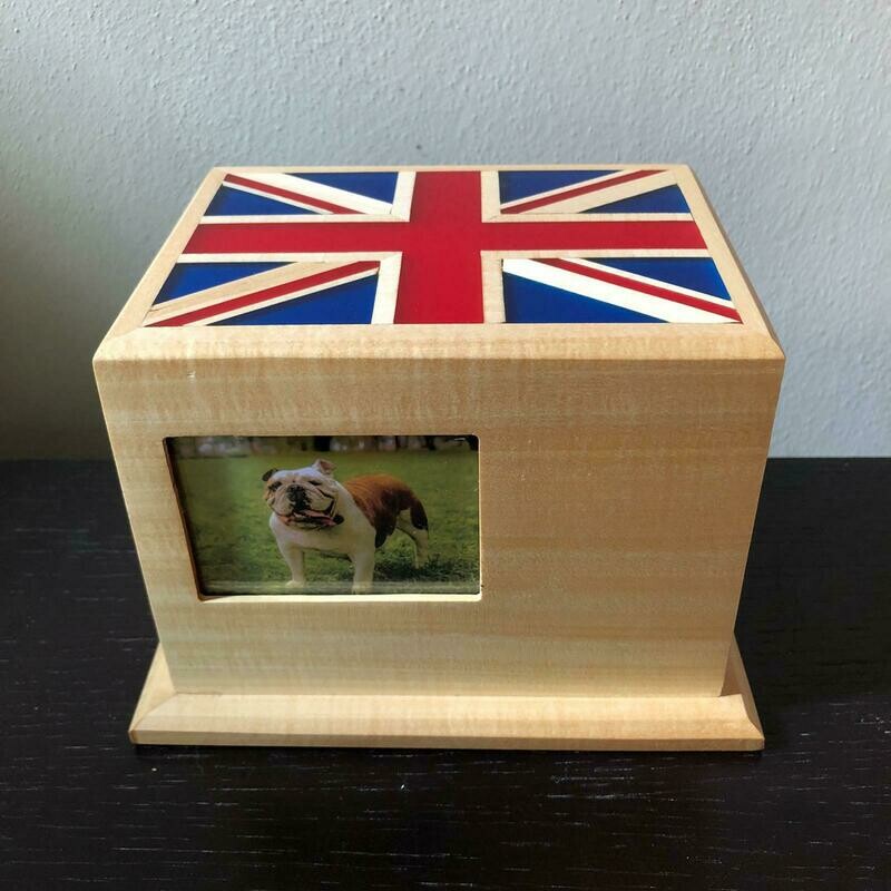 Urna Medium Luxury Resin Union Jack