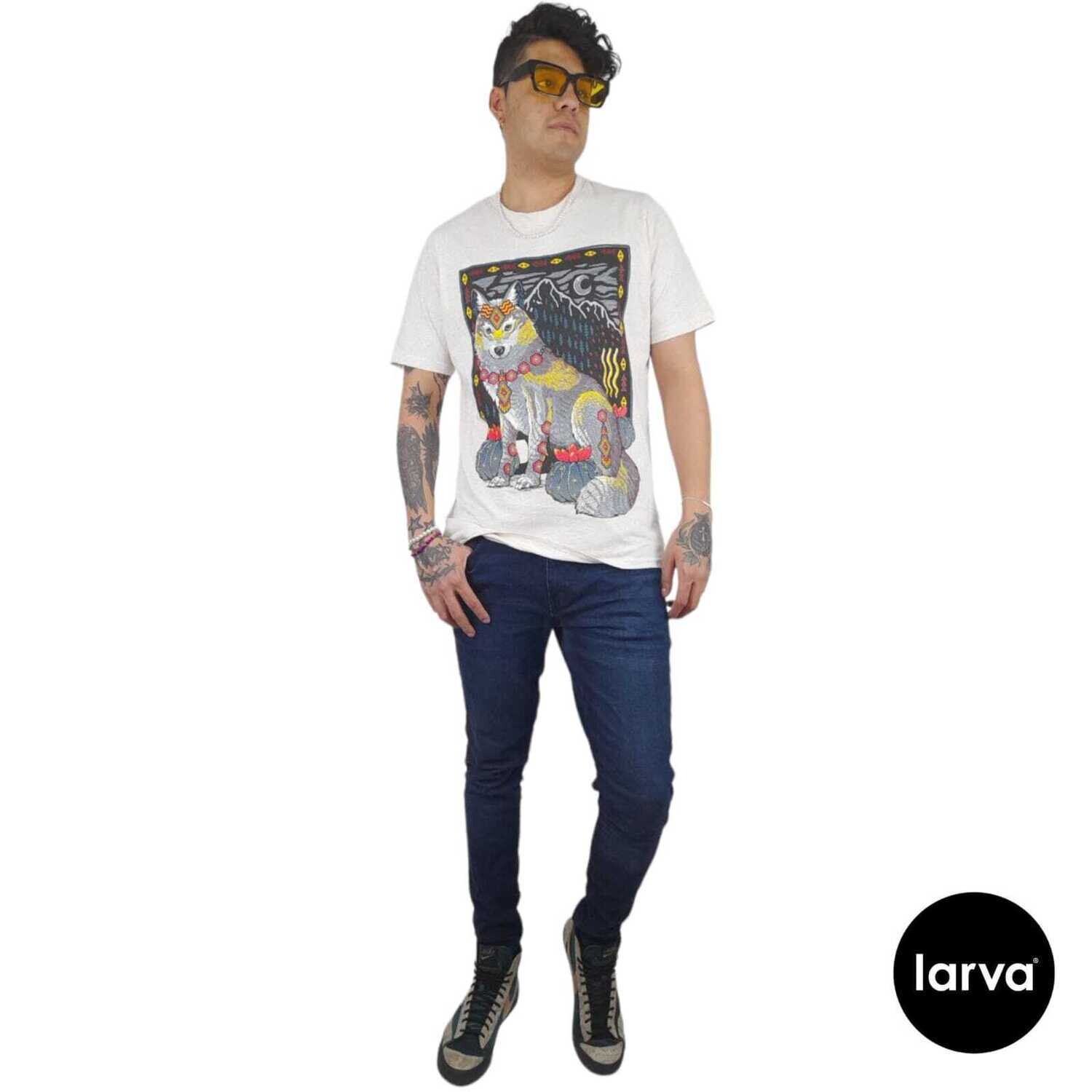 PLAYERA AVENA LOBO GRIS HUICHOL S