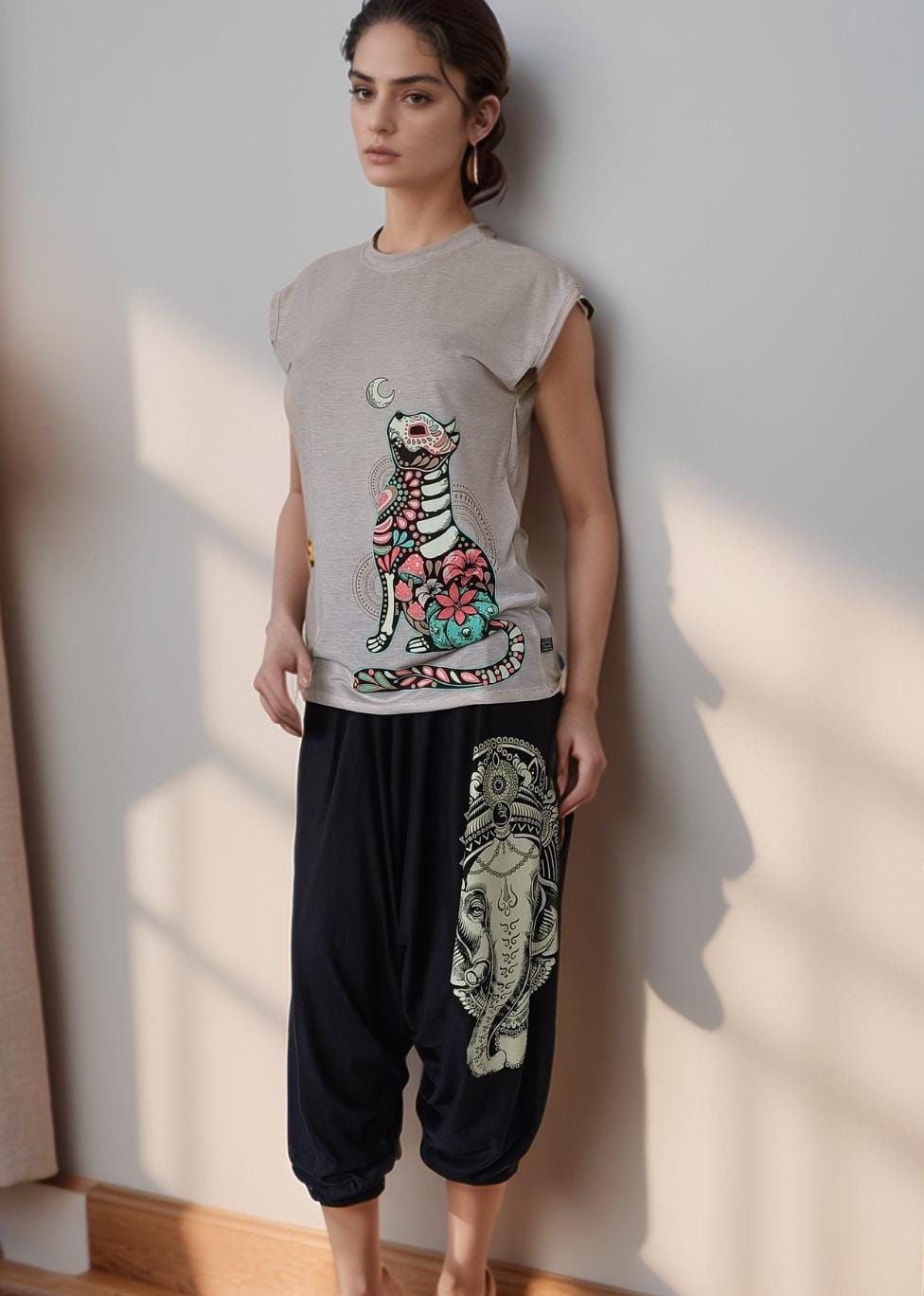 CAMISETA HOLGADA MUJER GATO LUNAR